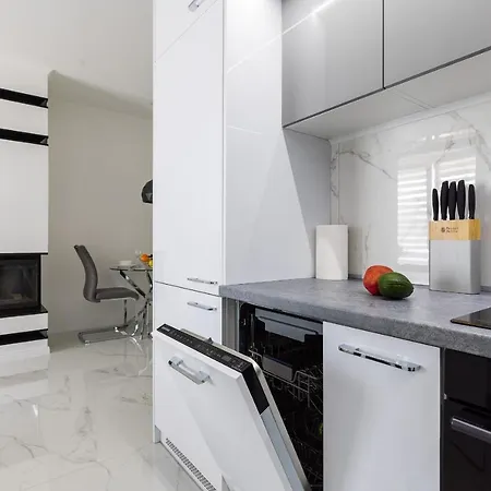 Z Basenem I Kominkiem ,,baltic Sun”