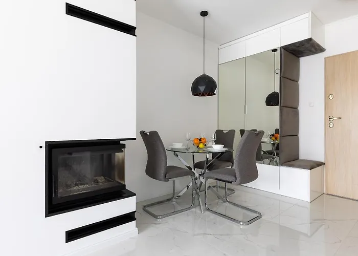 Z Basenem I Kominkiem ,,baltic Sun” Lägenhet Sztutowo